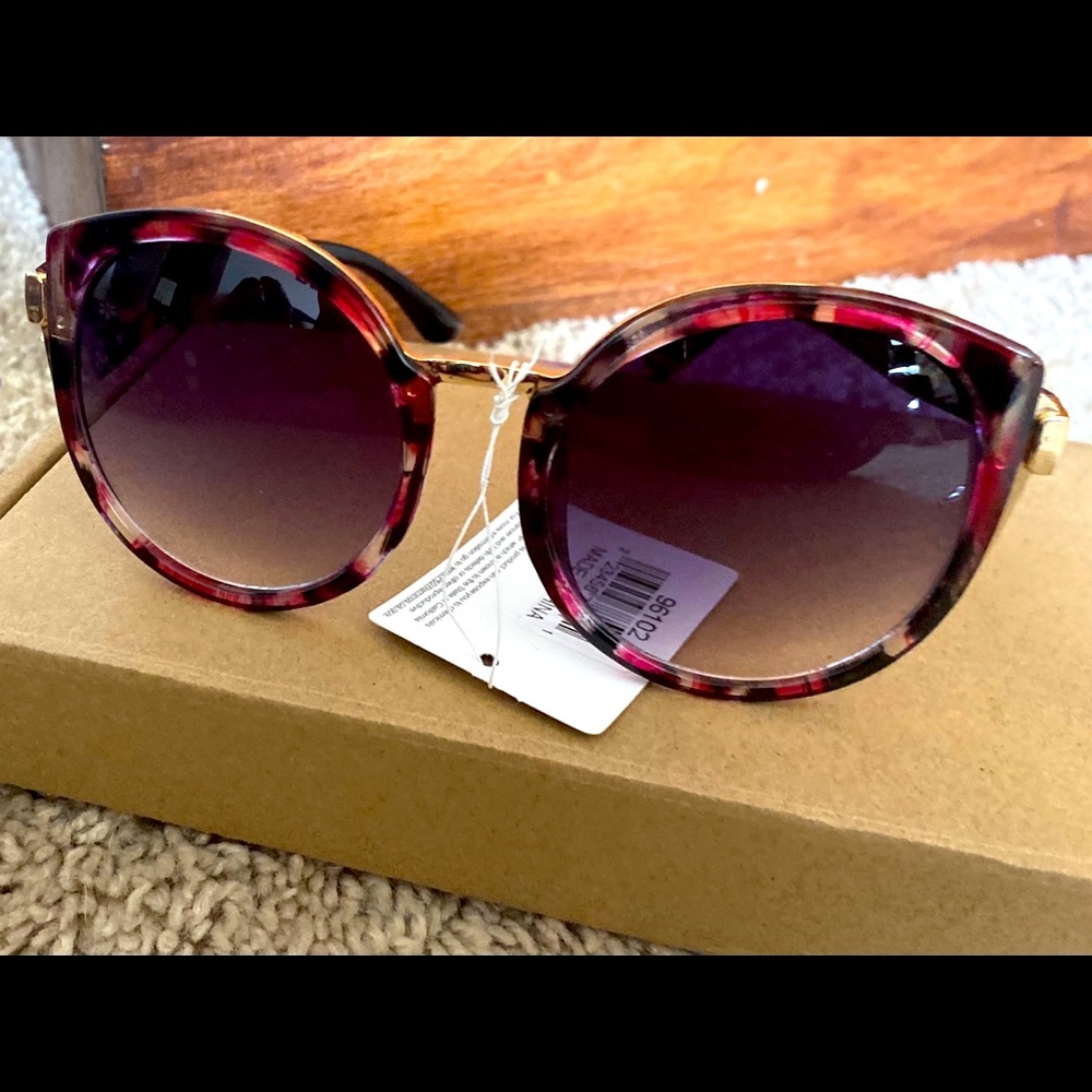 Large Cat Eye Sunglasses